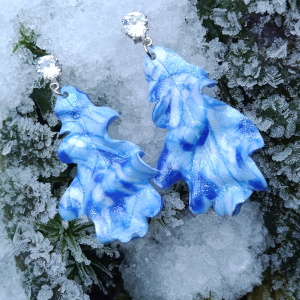 Ohrringe, blaue Eichenblätter